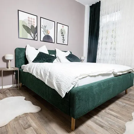 Modernes 5-zimmer Aparment - 8 Gaeste, Zentrumsnah アパート *