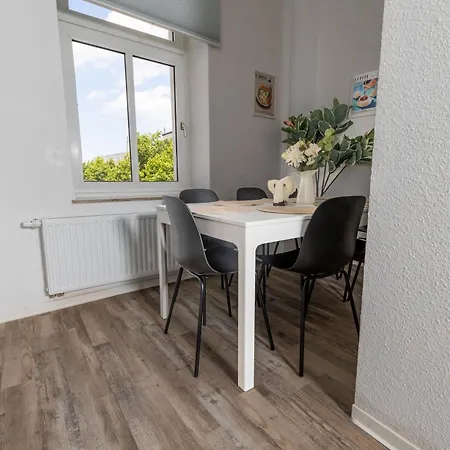 Modernes 5-zimmer Aparment - 8 Gaeste, Zentrumsnah * לייפציג